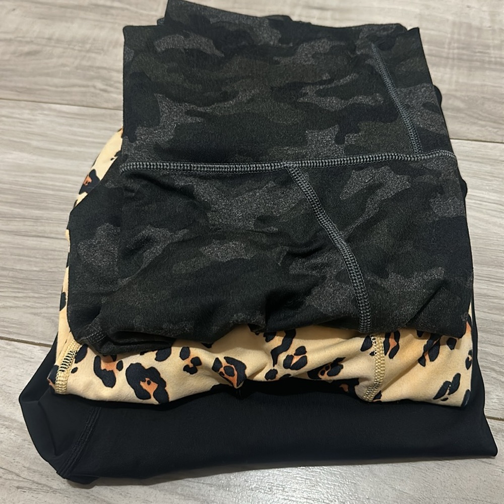 FABLETICS LEGGINGS BUNDLE